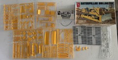 amt CATERPILLAR BULLDOZER D8H 1/25 Model T818 Vintage Open Box Read Description