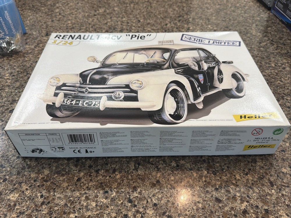 HELLER 1/24 SCALE RENAULT 4CV “PIE” KIT! CIRCA 2000’s! VMCP!