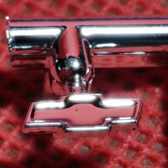 Bow Tie Emblem 1977 GMC Van 1:25 scale model car part Revell