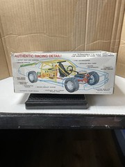 Read description AMT/Donnie Allison Pepsi Chevelle Stock Car Model Kit 1:25T380