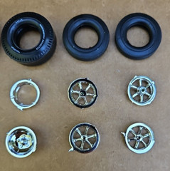 AMT 1/25 DOUBLE DRAGSTER, FIAT TOPOLINO WHEELS AND TIRES