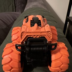 Snap-on #5 orange Monster truck race car toy pull back and it goes 3×3 size