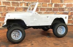 1/24 Scale: 18-Inch “Steel Wagon Wheels” W/ Mud Tires; Jeep, Resin 1/25