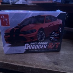 AMT 2021 Dodge Charger R/T 1:25 Scale Skill Level 2 Model Building Kit New
