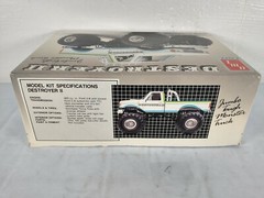 Destroyer II Ford Monster Truck AMT 1:25 Model Kit # 6930 ~ Sealed Parts Bags