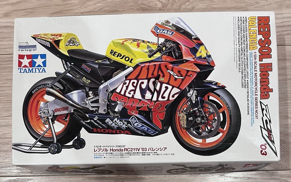 Tamiya 14097 1/12 Repsol Honda RCV211 ’03 Valencia | Rossi | Front Fork Upgrade