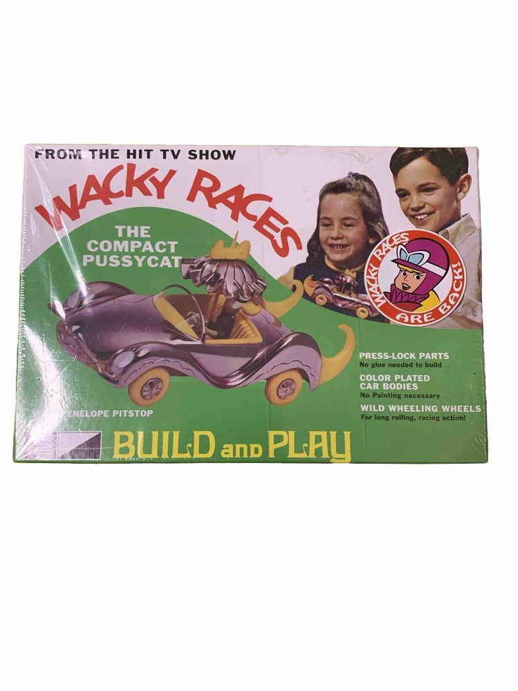 BRAND NEW SEALED Wacky Races: The Compact Pussycat Build & Play MPC934/12