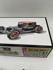 Orange glass 1925 FORD T “CHOPPED” SET OF 2 PCS 1/25 SCALE BY AMT AMT1167