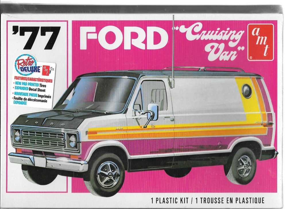 1/25 AMT 1108 – ’77 Ford Cruising Van – Plastic Model Kit