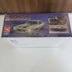 AMT Ertl 1970 ½ Chevy Camaro Z/28 Model Kit 1:25 #30086 – New