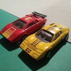 ZEE TOYS RACERS, FERRARI 365BB, COUNTACH LP5000S #D70/61 2.75″ DIE CAST NEW MINT