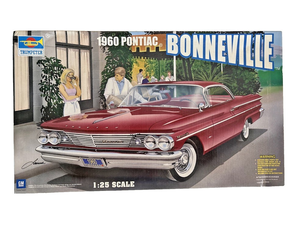 M5-TOP sealed TRUMPETER 1960 PONTIAC BONNEVILLE 02502 1:25 model car kit