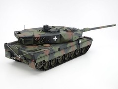TAMIYA Military Model 1/35 Leopard 2 A6 Tank Ukraine 25207