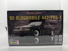 Revell 1:25 85 Oldsmobile 442/FE3-X Plastic Model Kit Skill 5 14+ 85-4446