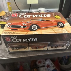 AMT 1962 Corvette 3 in 1 Kit # 6521 Factory Sealed 1:25