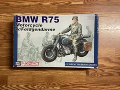 DRAGON MODEL BMW R75 W/Feldgendarme