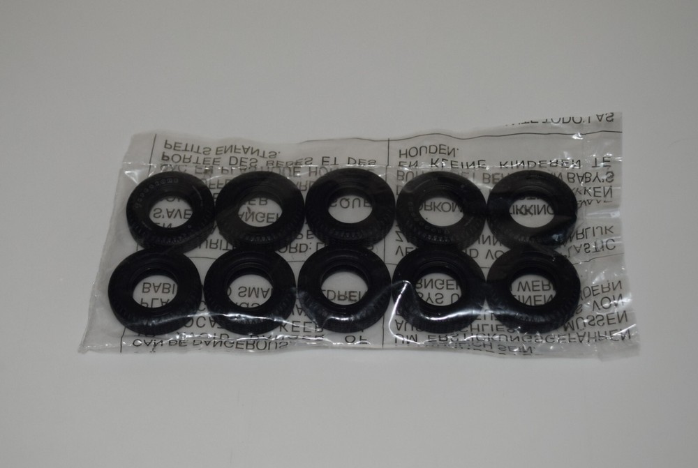 AMT CHEVY TITAN 90 1417/06 ⭐PARTS⭐ RUBBER TIRE PACKAGE 1:25