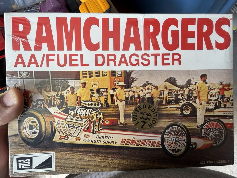 MPC Ramchargers AA/Fuel Dragster 1:25 Scale Model 30108