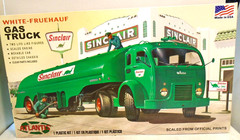 Atlantis H1402 -white-fruehauf gas Truck – 1/48 Plastic Model Kit – complete