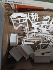 Complete M19C No Instruction ’57 CHEVY NOMAD Model Kit #H-1260-200 1/25 1969