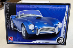 AMT Classic 1963 Shelby Cobra 289 Model Kit # 38423 1:25 NEW IN BOX NOT SEALED