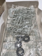 DML BRDM-3 3514 1:35 Modern AFV Series Soviet Recon Vehicle Model Kit New