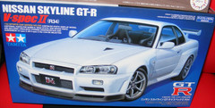 Tamiya Nissan Skyline GT-R V-spec II R34 1:24 Model Kit ~ NEW! lot