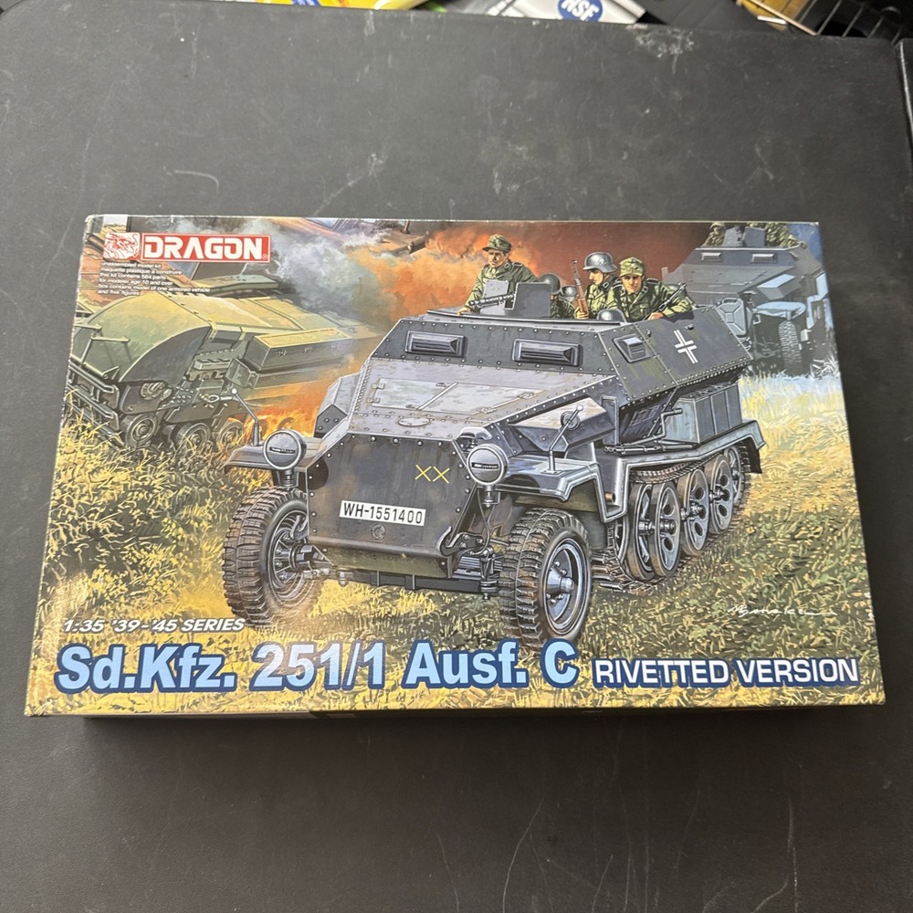 Dragon 1/35 Sd.Kfz. 251/1 Ausf. C Rivetted Version Kit# 6246