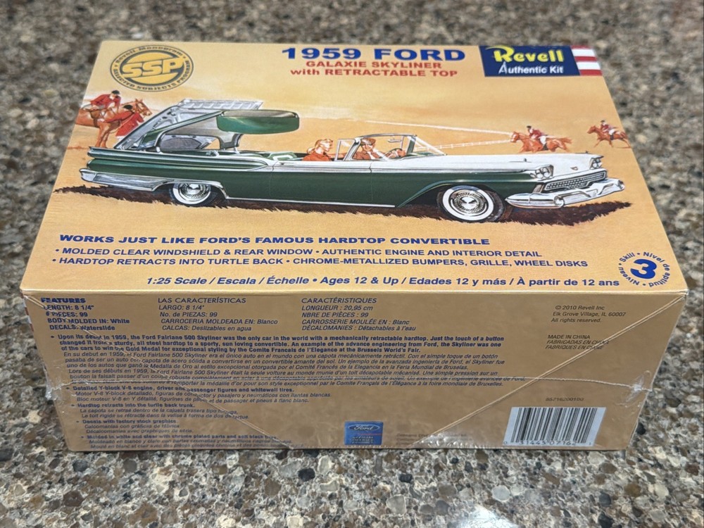 REVELL 1959 FORD GALAXIE SKYLINER CONVERT FACTORY SEALED KIT! CIRCA 2010! VMCP!