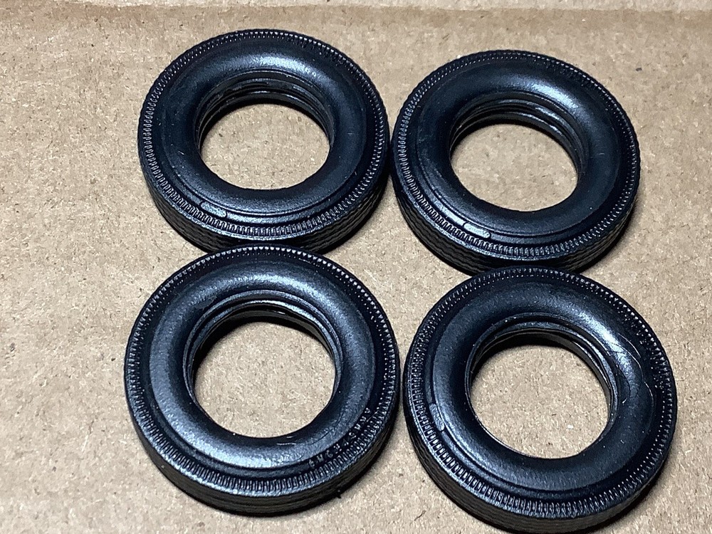 1 25 scale model parts Little Red Wagon Armstrong Tire Set No Box