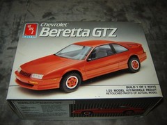 AMT #6146 Model kit Chevy Beretta GTZ 1/25 scale Box Open 1990 Kit Mint in Box