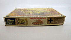 Nichimo 1/30 Panzerkampfwagemn IV Ausf. G Motorizerd Model Kit