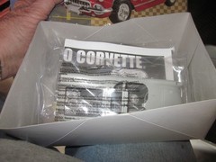 1/25 SCALE AMT MODEL KIT 1960 CHEVROLET CORVETTE #31910 NIOB