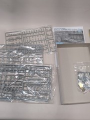 Dragon DML 6795 1:35 Scale 10.5cm leFH18/40 w/GUN Crew New Open Box