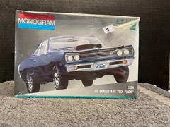 1:25 MONOGRAM MODEL KIT 1969 DODGE SUPER BEE 440 SIX PACK SEALED SKILL-2 UTM2