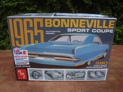 1965 Bonneville Sport Coupe 3 in 1 Model Car Kit- 1/25 scale by AMT #1260 (2022)