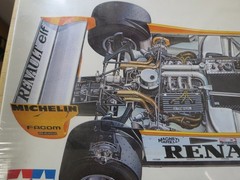 TAMIYA RENAULT RE20 TURBO 1/12 F1 MODEL KIT