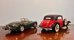 2PC LOT: Burago ’48 Jaguar XK120 & Mira ’36 Mercedes 540K Model Cars 1:24 (Both)