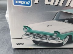 🚦🔥AMT/Ertl 1957 Ford Fairlane 500 Vintage 1993 1:25 Model Kit NEW SEALED #8028