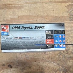 AMT Ertl Fast & Furious 1995 Toyota Supra 1:25 Model Kit Skill 2 31980