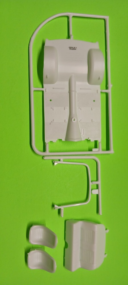 1951 Henry J 1/25 427 Gasser Drag Race Car Floorplan Roll Bar Seat Model Car