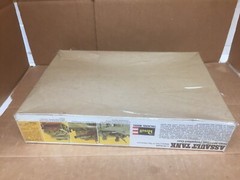 VINTAGE 1976 REVELL IITALAEREI ASSAULT TANK M40-M41 1/35 SCALE MODEL KIT H-2104