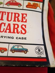 Vintage 1966 Mattel Miniature cars Carrying Case With Cars Lot One Redline Read