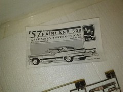 amt/ertl 57 ford fairlane 500 model kit #8028