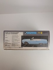 AMT ERTL 1966 Ford Thunderbird 1/25 Scale Model Kit 8210 ’66 T-Bird – Open Box