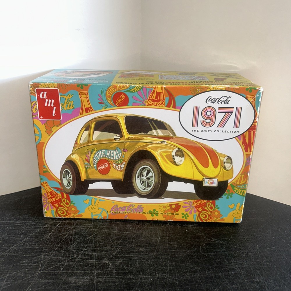NIB Kit – AMT 1284 Coca-Cola 1971 Volkswagen Superbug Gasser 1/25 McM