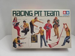 TAMIYA RACING PIT TEAM / 1/20 Grand Prix Collection #11 / kit No 2011