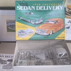Galaxie Limited 1948 Chevrolet Sedan Delivery 1:25 Model Car Kit
