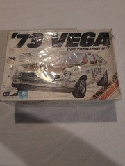 RARE! *FACTORY-SEALED ORIGINAL VINTAGE MPC 1973 CHEVY VEGA KIT