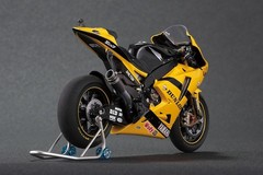 Platz BEEMAX 1/12 Yamaha YZR-M1 2007 item BX13002 from Japan New